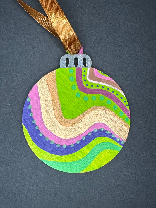Green Wavy Ornament