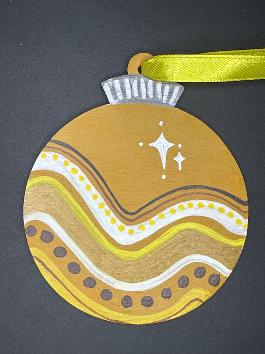 Wavy Gold and Brown Ornament